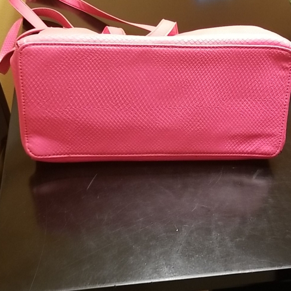 BCBG GENERATION  PINK BAG - Picture 3 of 5
